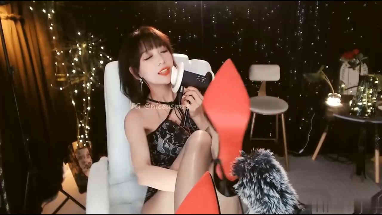 你的圈圈儿asmr新作之高跟！在线看！