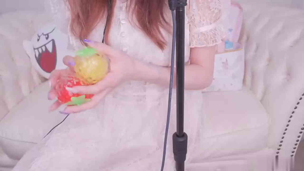 利香asmr新作之从新居充分治愈！在线看！