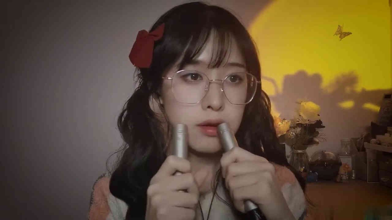其实是椰子啦定制视频asmr新作之咀嚼音！在线看！